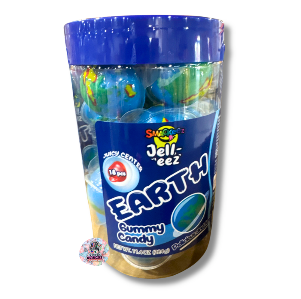 Clear tub of Smackeez Jell-eez Earth Gummy Candy with 18 globe-shaped gummies, juicy centers, 11.4oz (324g).