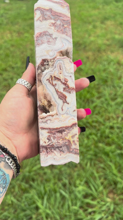 Crazy Lace Agate Statement Tower